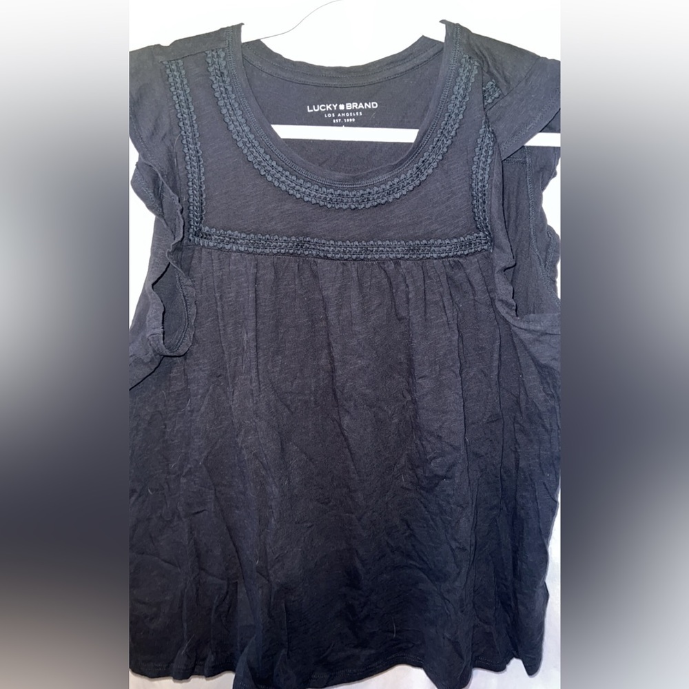 Lucky Brand sz L Black Tee